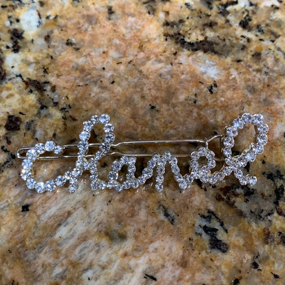 Absolutely stunning Chanel hair clip with Crystals in writing Chanel ,must have! - Picture 4 of 17
